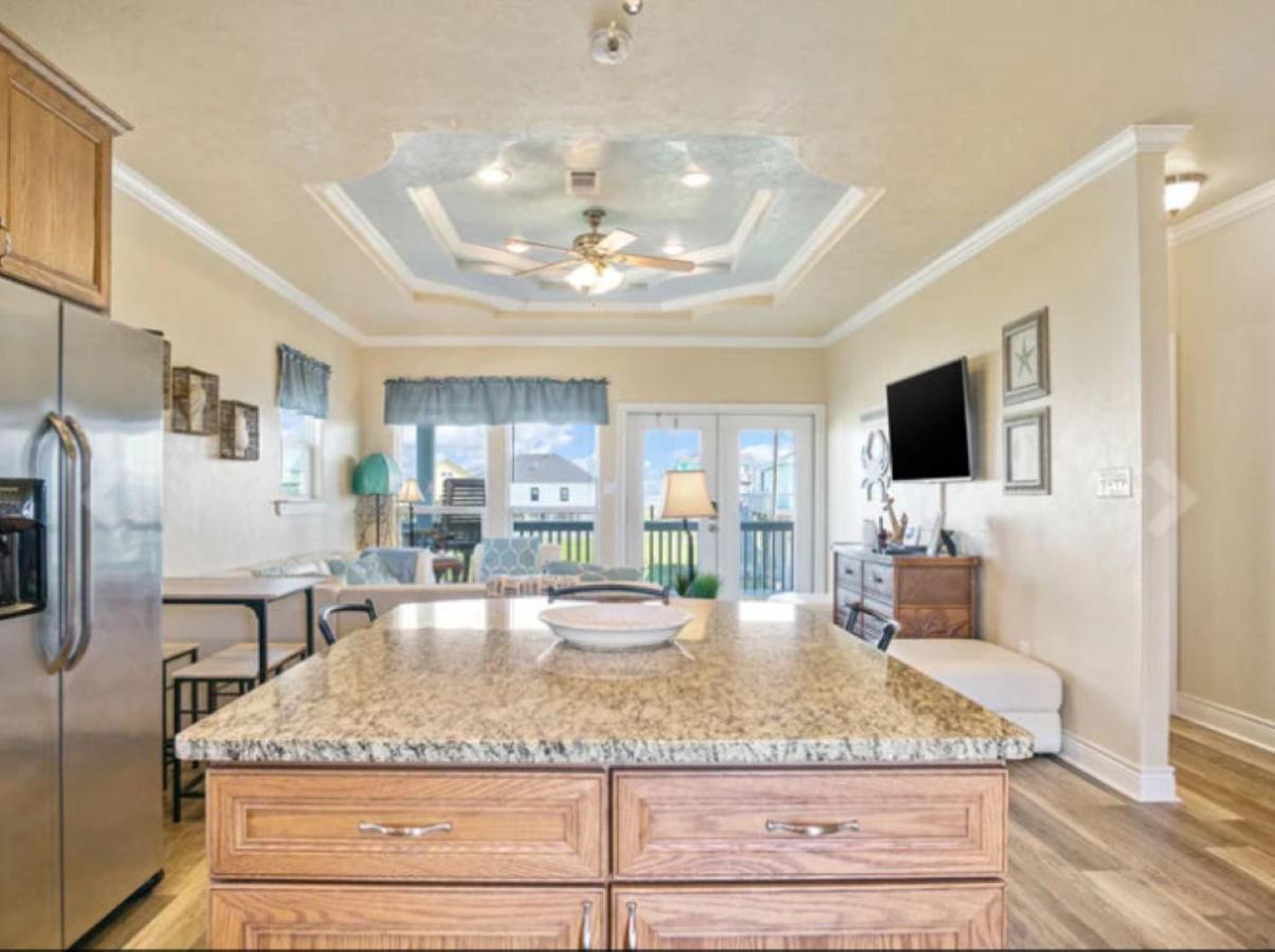 Fancy Nancy 2 Min Walk To Beach, Lyft, Pet-Friendly Bolivar Peninsula المظهر الخارجي الصورة
