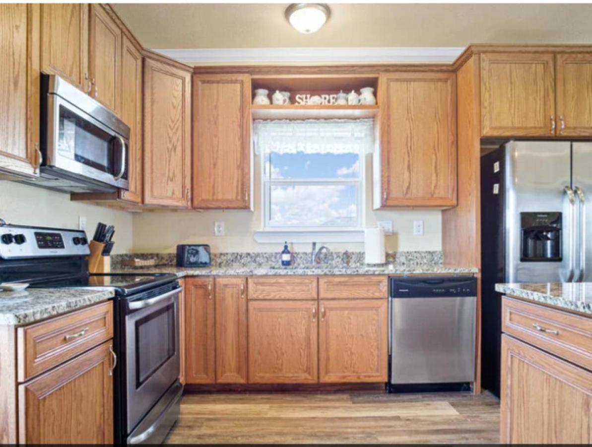Fancy Nancy 2 Min Walk To Beach, Lyft, Pet-Friendly Bolivar Peninsula المظهر الخارجي الصورة