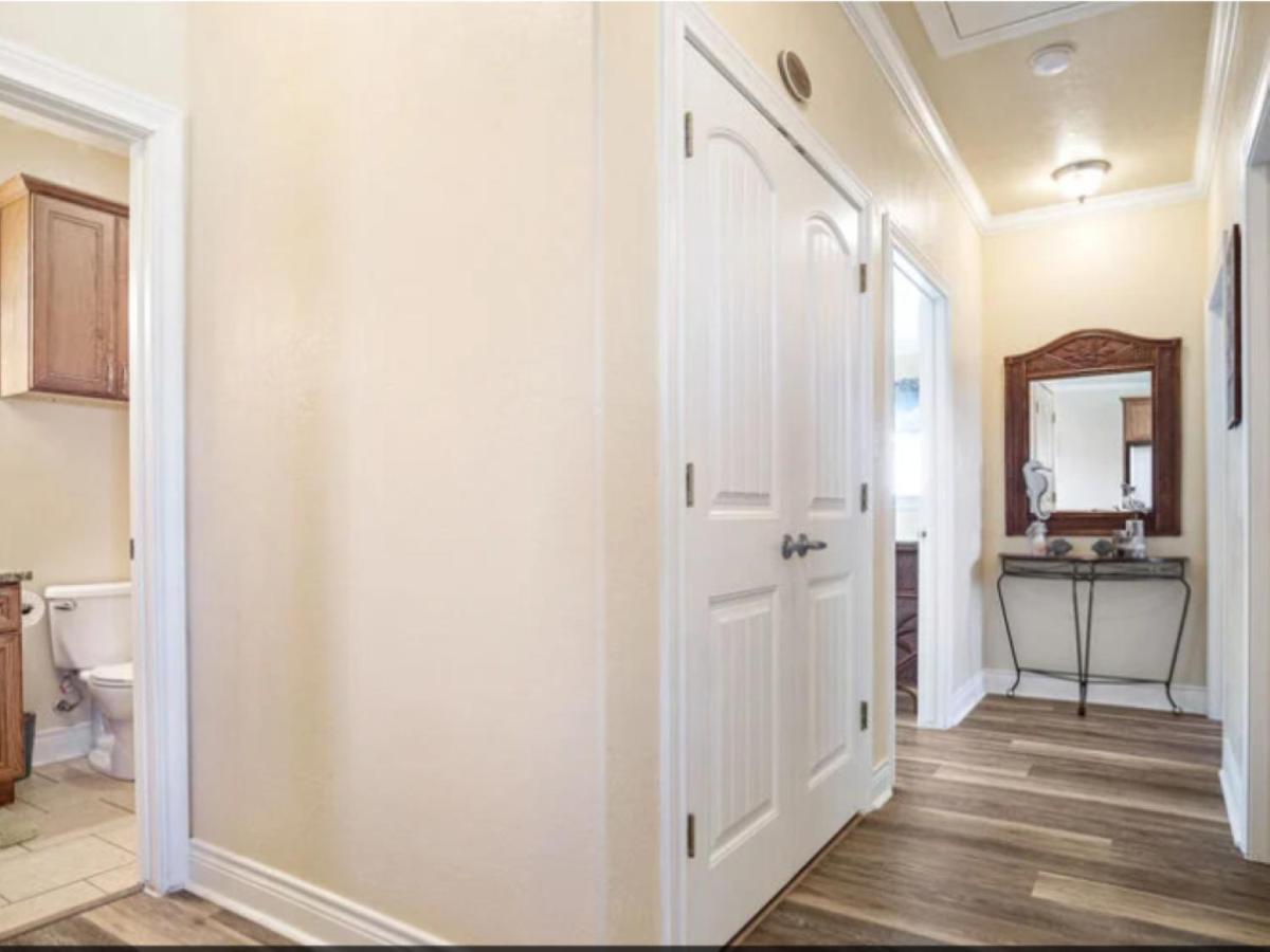 Fancy Nancy 2 Min Walk To Beach, Lyft, Pet-Friendly Bolivar Peninsula المظهر الخارجي الصورة