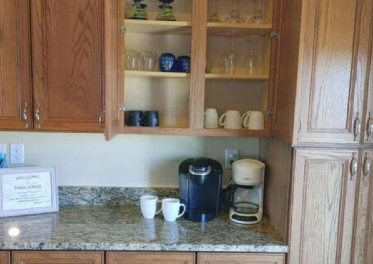 Fancy Nancy 2 Min Walk To Beach, Lyft, Pet-Friendly Bolivar Peninsula المظهر الخارجي الصورة